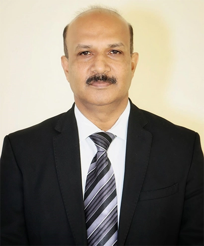 Dr. Raju Tyagi